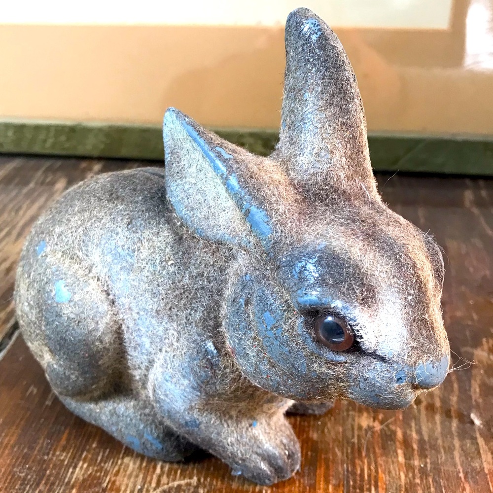 Vintage bunny coin bank rabbit Hong Kong
